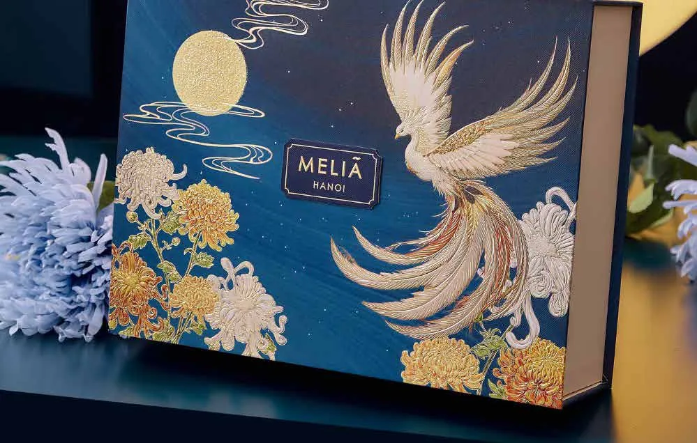 Hộp cứng quà tặng Melia Hà Nội, họa tiết phượng hoàng ép nhũ